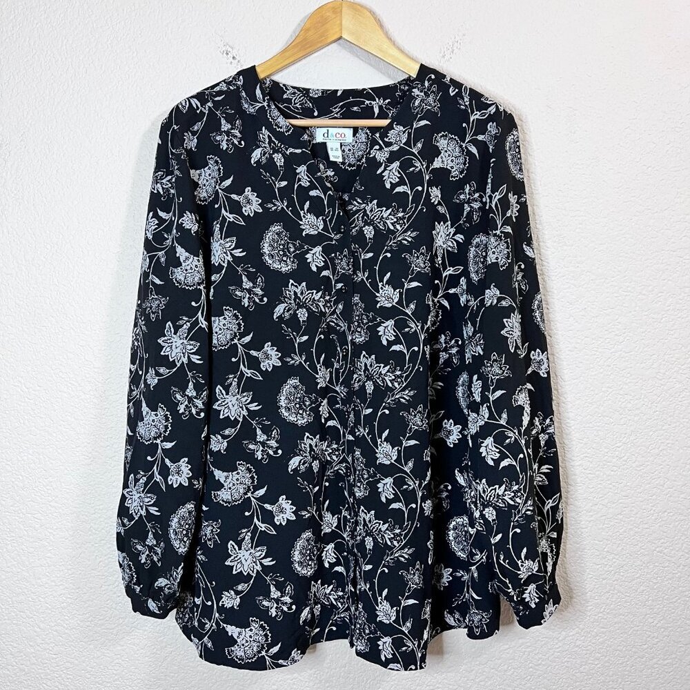 D&Co Size 3X Women Black Floral Boho Stretchy Button Front Office Work Tunic Top